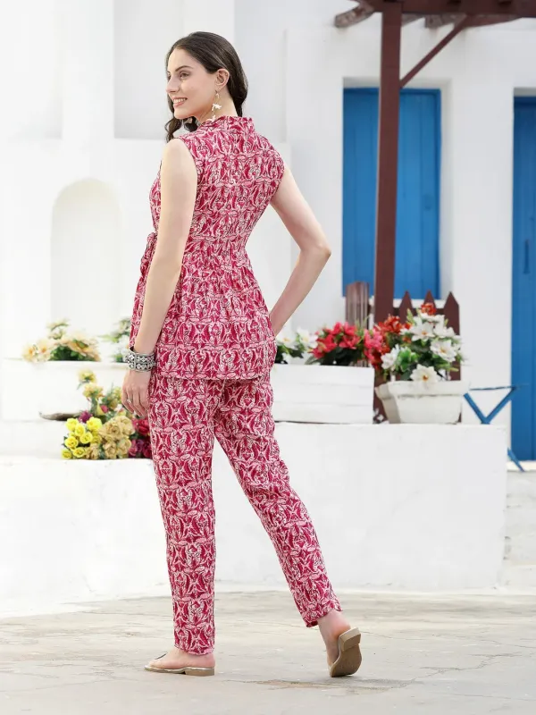 Pembe Çiçek Desenli Kuşaklı Takım